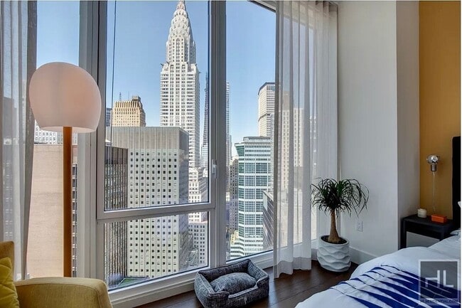 Building Photo - East 44th Street