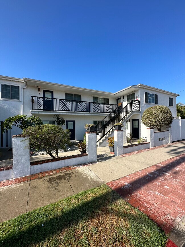 Foto del edificio - 951 McCarthy Ct