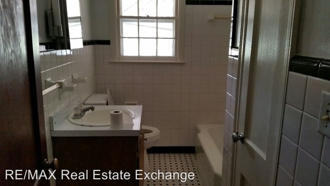Building Photo - 3 br, 1 bath House - 1611 Lovette Road