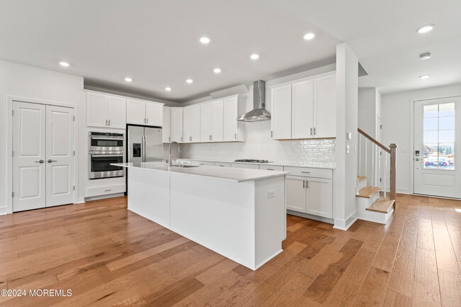 Building Photo - 306 Pilot St