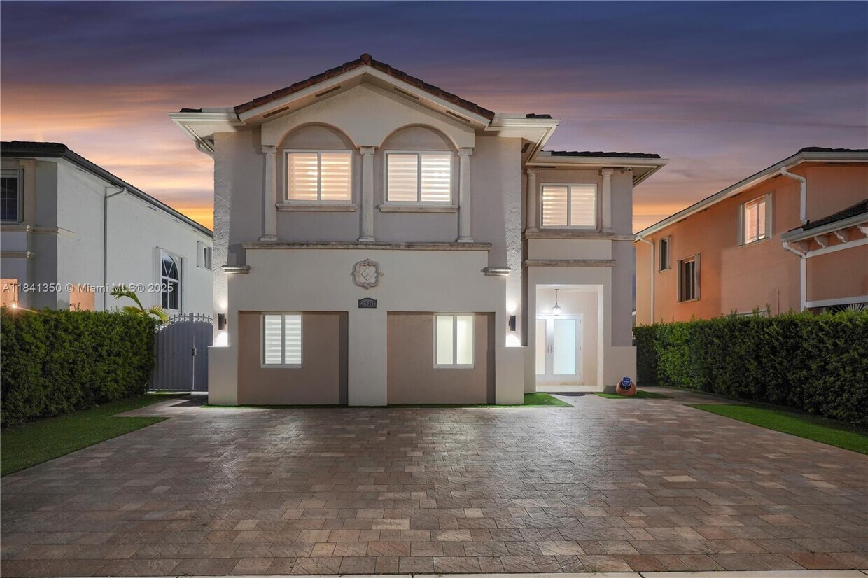 Foto principal - 2881 SW 145th Ct