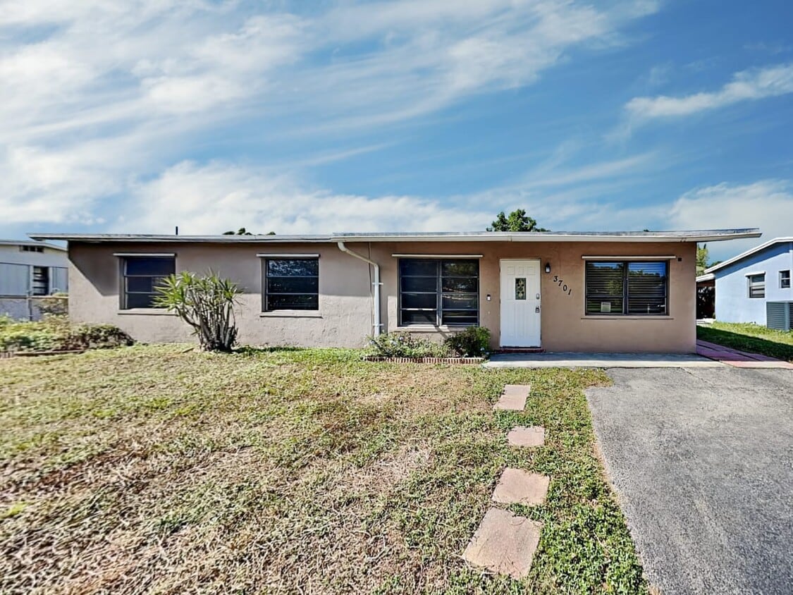 3701 SW 58th Ter House Rental in Davie, FL