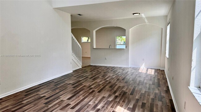 Foto del edificio - 13843 SW 31st St