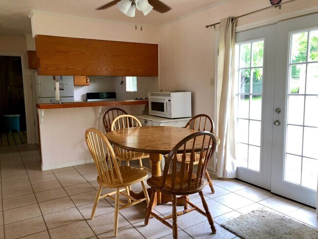 Foto del edificio - 3 Bedroom/2 Bath Indian Waters Subdivision