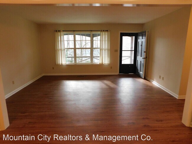 Building Photo - 2 br, 1 bath House - 1447 Palisades Rd