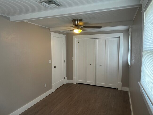 Bedroom - 2752 Rhode Island Ave