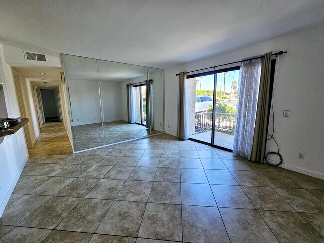 Foto del edificio - 31200 Landau Blvd