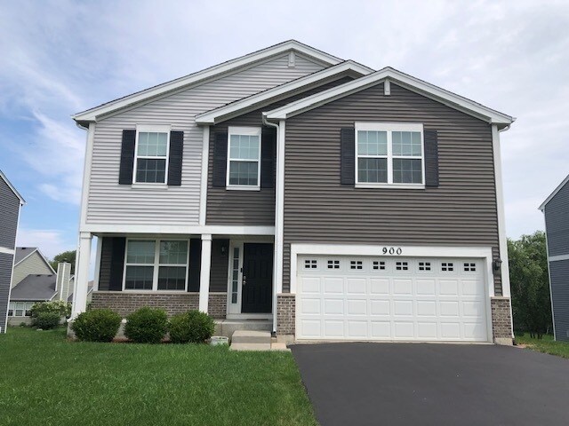 Foto principal - 900 Heartland Park Ln