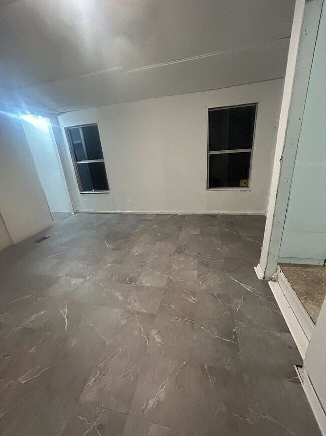Foto del edificio - Rent this 2 Bedroom in Monetta!