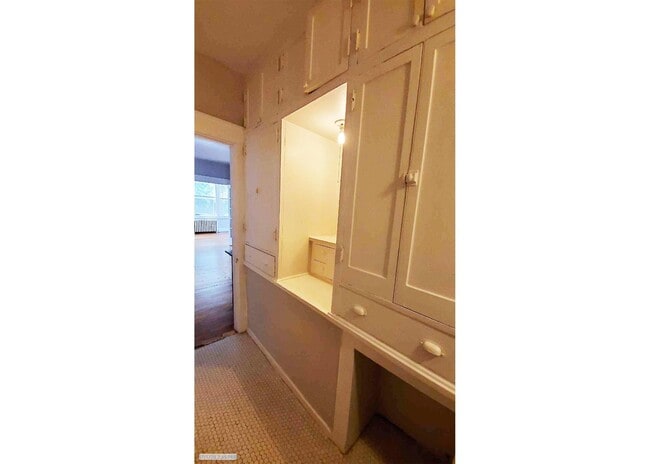 Foto del edificio - 3027 Clifton Ave