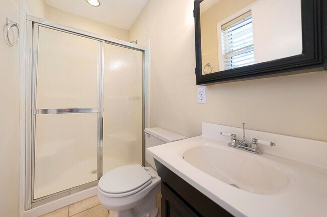 Building Photo - MULTIPLE APPLICATIONS RECEIVED!!! Charming...