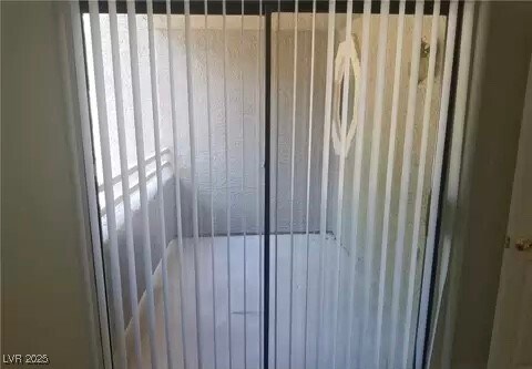 Building Photo - 5054 S Rainbow Blvd