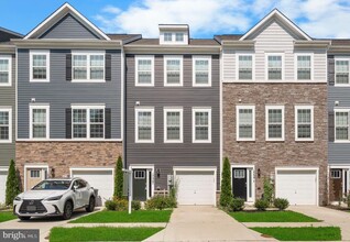Building Photo - 1756 Red Fox Trl