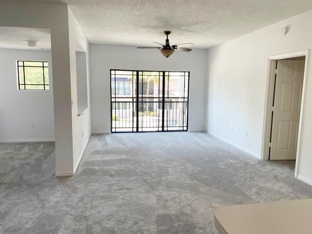 Building Photo - 2804 Sarento Pl