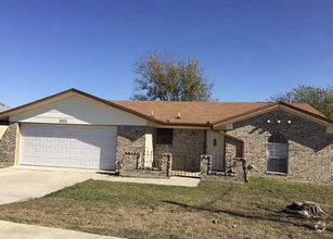 Building Photo - 1821 S FM 116
