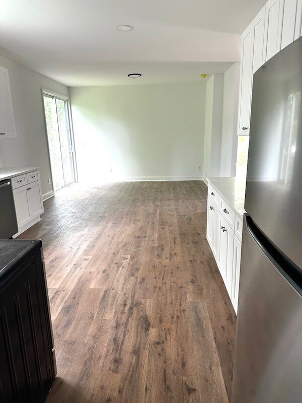 Foto del edificio - 427 Lakeland St