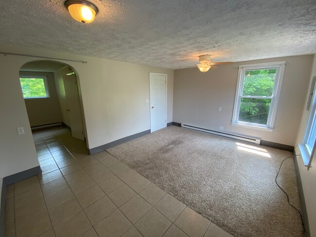 Living Room - 8715 Valley View Dr.