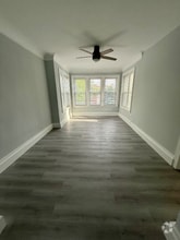Building Photo - 1824 W Hood Ave