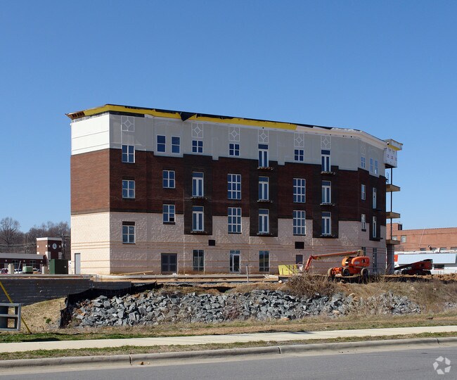 Foto del edificio - The Summit at Gateway