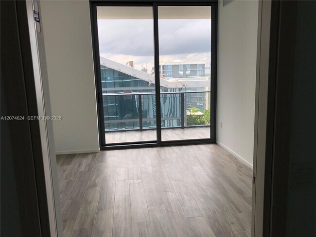 Foto del edificio - 801 S Miami Ave