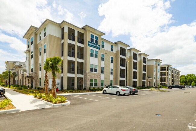 Building Photo - Marlowe South Tampa