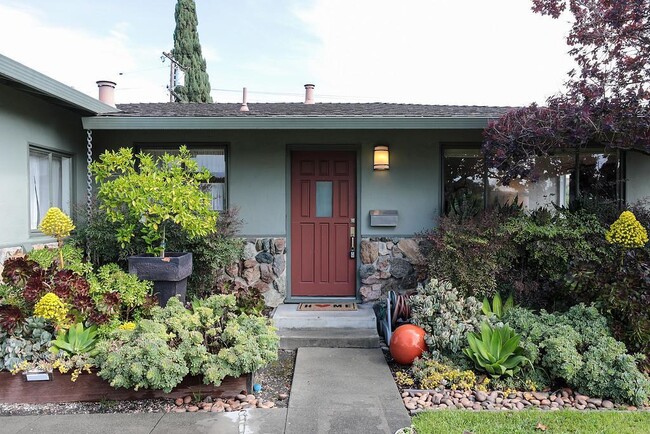 Building Photo - 2559 Borax Drive