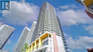 Building Photo - 95-2695 McMahon Dr