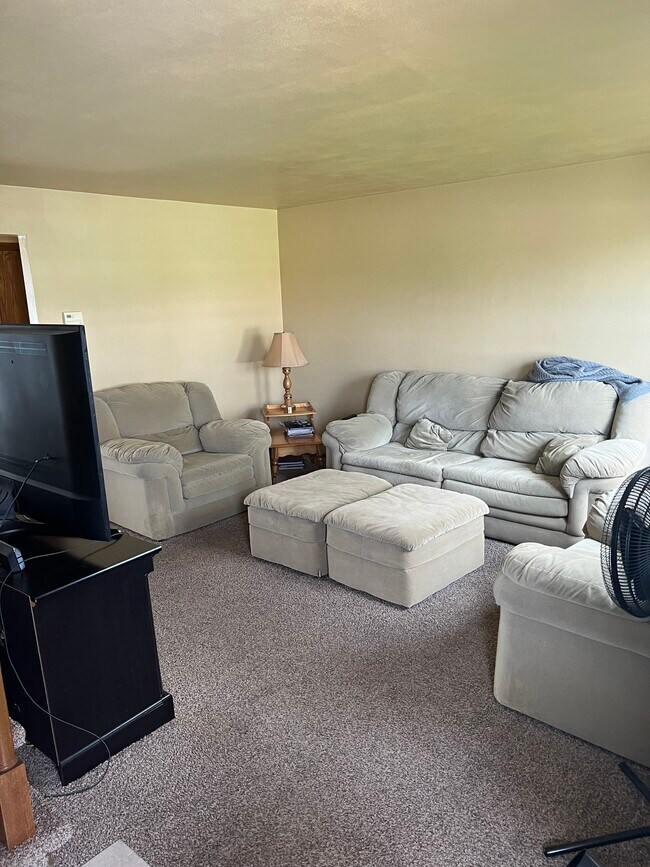 Foto del edificio - 3401 N Gillett St