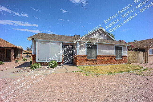 Foto del edificio - 1055 N Recker Rd
