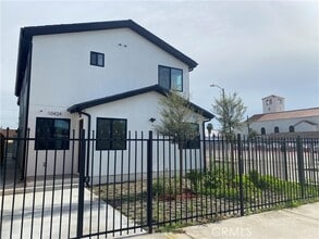 Building Photo - 10424 Graham Ave