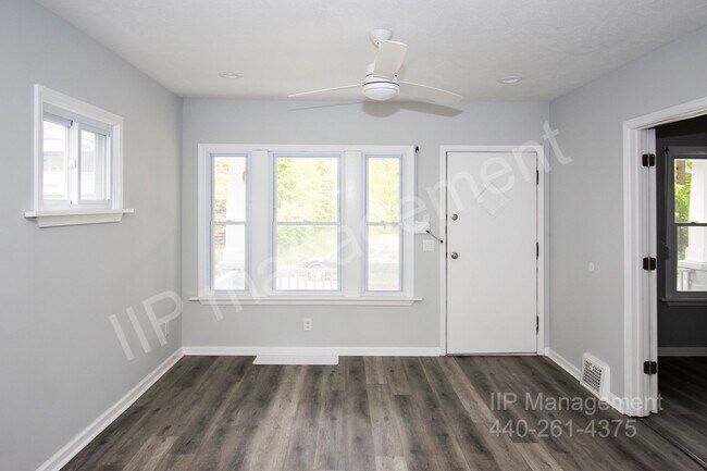 Building Photo - Amazing 2 Bed 1 Bath Home in Imperial Ave,...