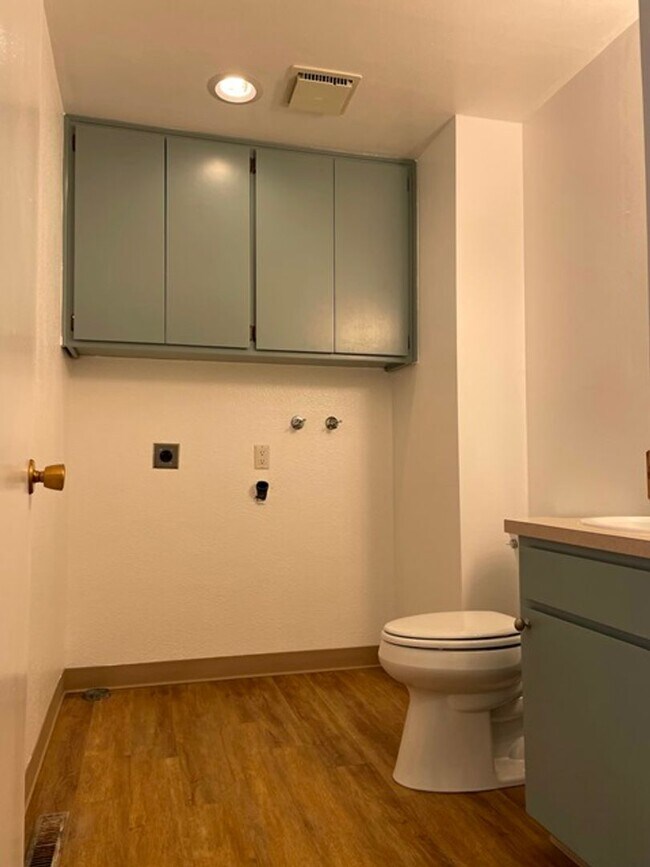 Foto del edificio - 2 bedroom townhouse