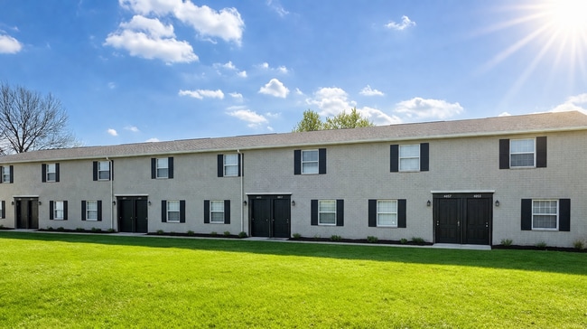Building Photo - Townhomes at Easton Park