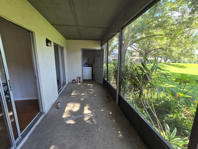 Building Photo - 2065 Isle Royal Ct SE
