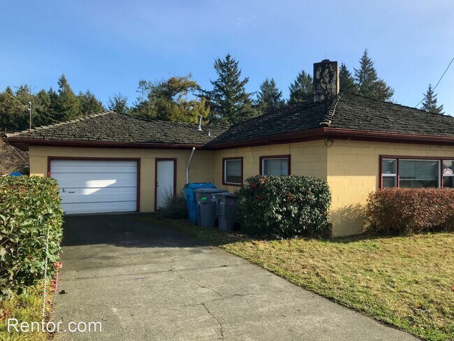 Building Photo - 3 br, 1 bath House - 3837 H Street