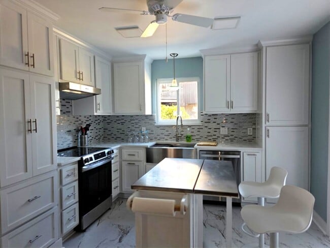 Foto del edificio - 2711 Butler Pl