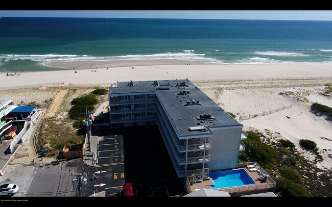 Foto del edificio - 1 24th Ave