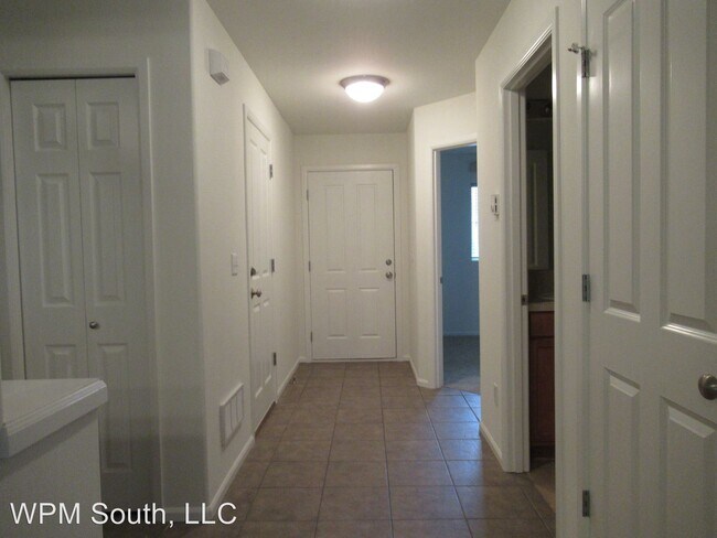 Foto del edificio - 2 br, 2 bath House - 3218 Festival Ave E