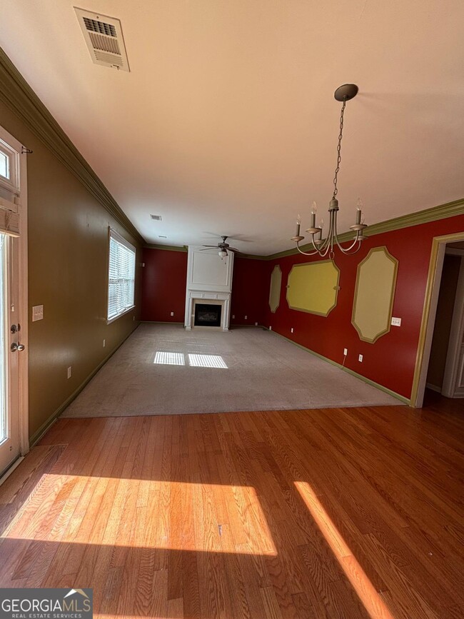 Building Photo - 6337 Windy Ridge Way
