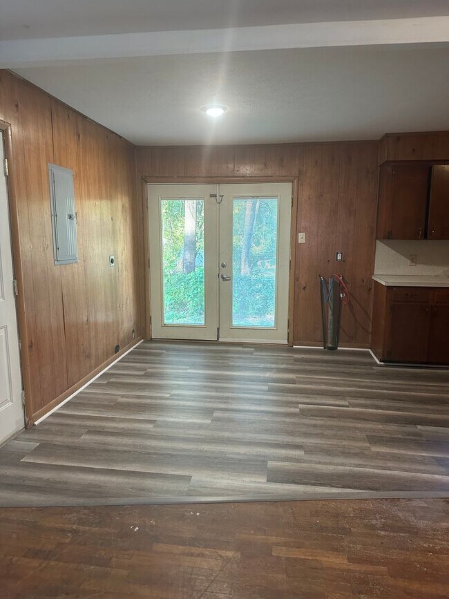 Foto del edificio - $1,200 Move in special