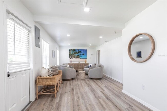 Foto del edificio - 640 Broadway St