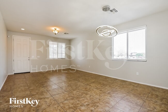 Building Photo - 10463 S Cutting Horse Dr