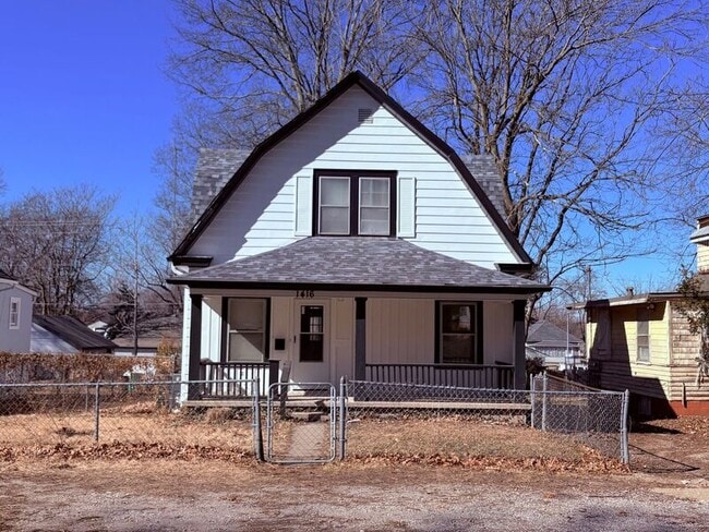 Foto del edificio - 1416 S Hardy Ave