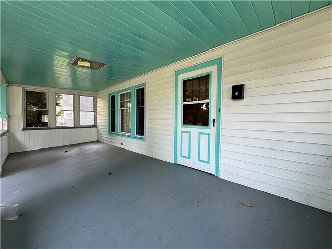 Foto del edificio - 129 Oakwood Ave