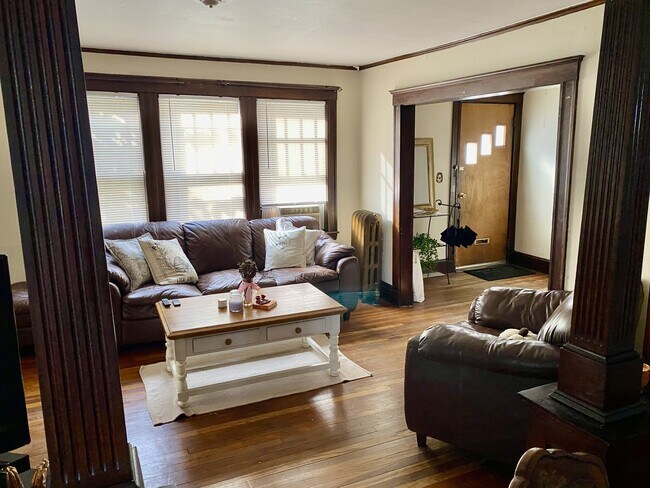 Foto del edificio - 171 Hillside St