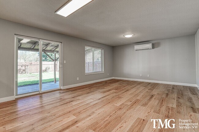 Foto del edificio - Wonderful 2 Story 3bed/2bath home in Carte...
