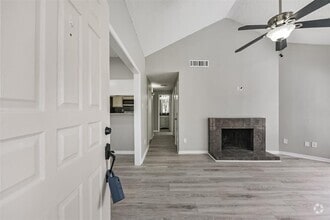 Building Photo - 10122 Waterstone Dr