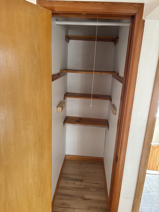 Coat Closet - 6055 S Massasoit Ave