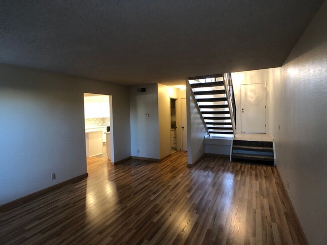 Foto del edificio - Remodeled Almaden Valley Townhouse