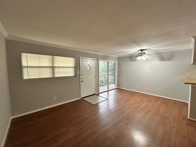 Foto del edificio - 807 Heights Blvd